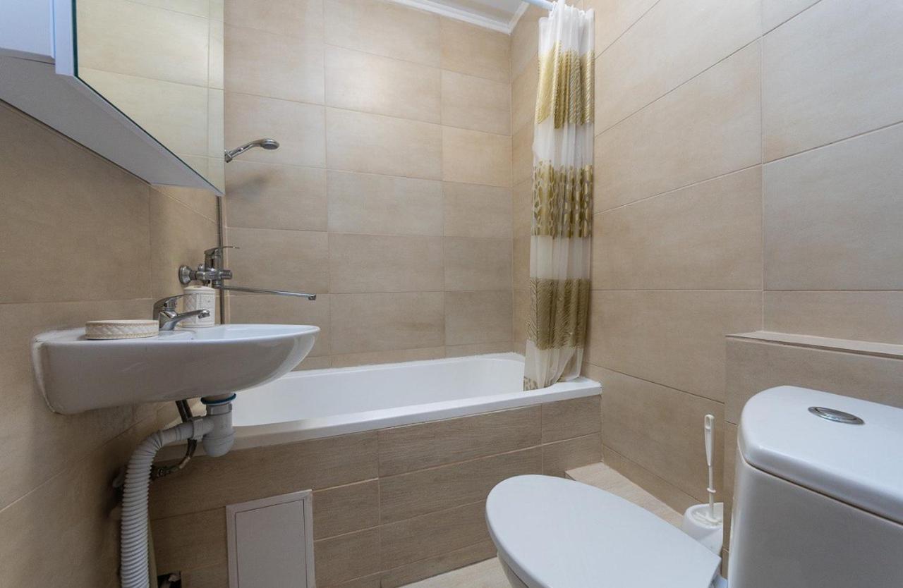 Apartment Classic Kiev Bagian luar foto